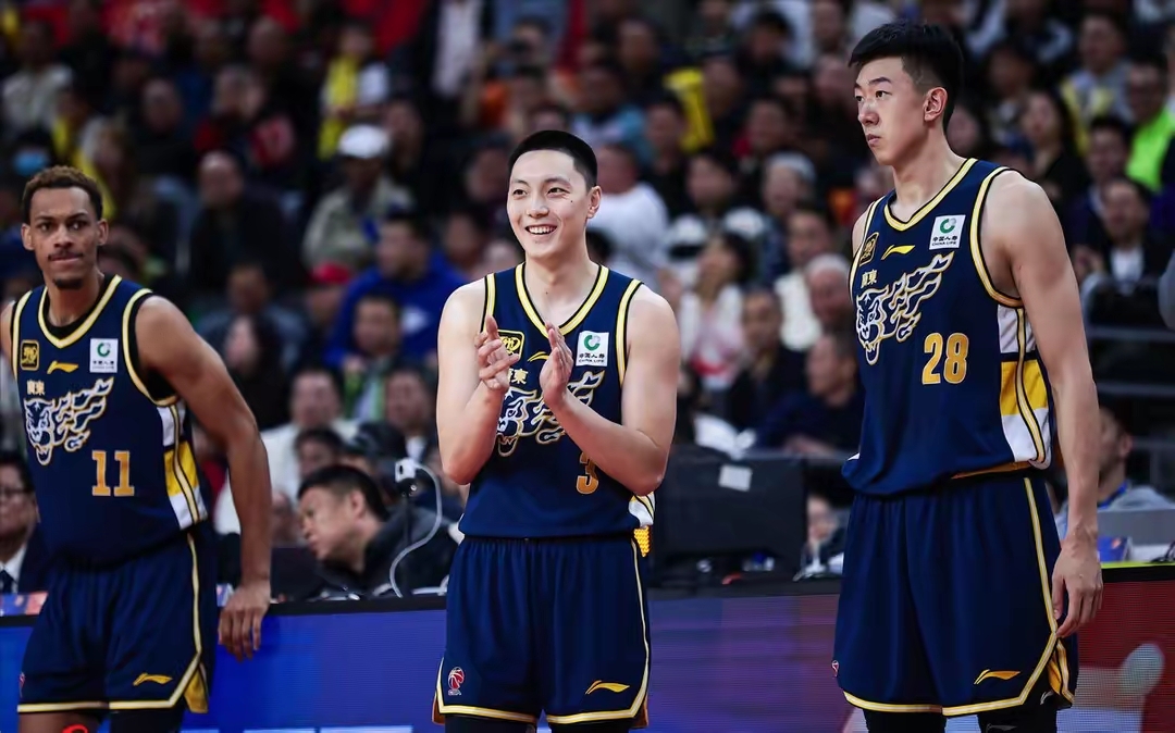 这也行？Scout与60激战TES分钟皇家社会绝杀压哨备战CBA季后赛，辽宁本钢扳平良机备战国王杯的简单介绍